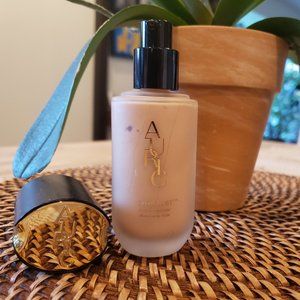 AURIC Glow Lust Radiant Luminizer